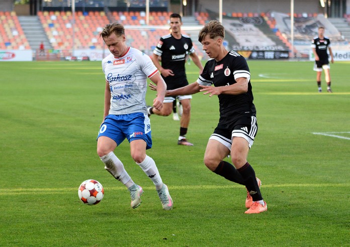Ostre strzelanie na Stadionie Miejskim