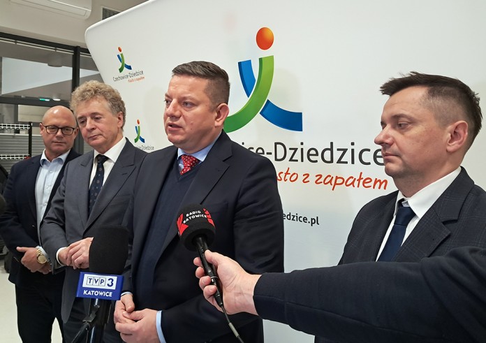 Powódź planów i obietnic