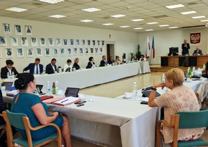 Zarząd Powiatu Bielskiego z absolutorium za poprzedni rok