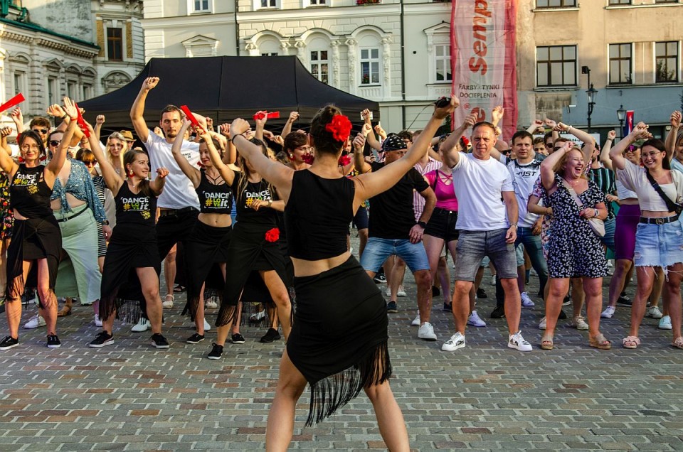 Jedno Miasto – Cztery Sceny. Rozpoczyna się lato pełne muzyki