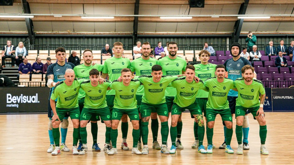 Wysoka porażka Rekordu