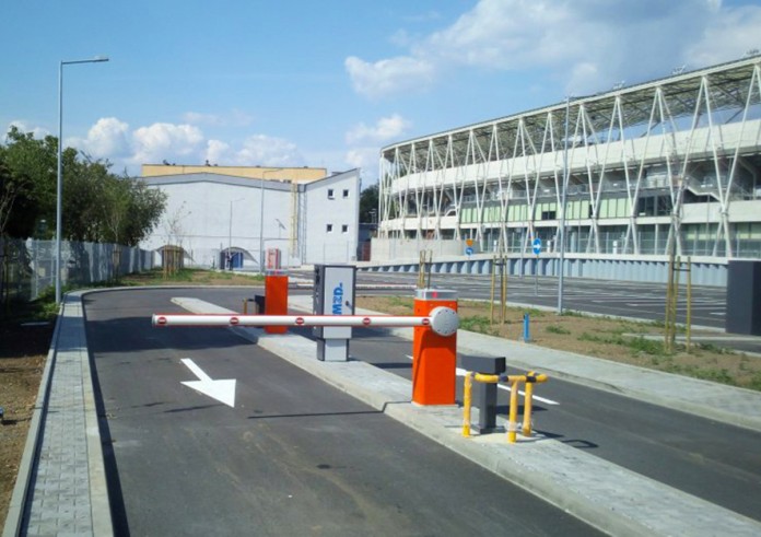 Najtaniej przy stadionie, najdrożej przy BCK
