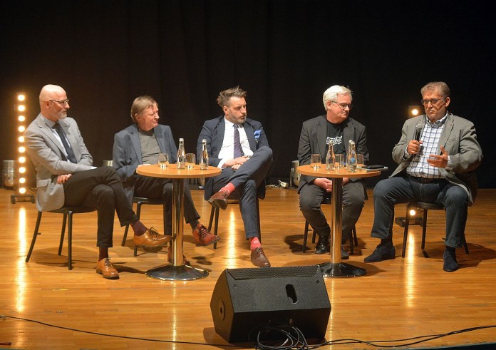 „Potęga Smaku”, czyli debata o słowie (film)