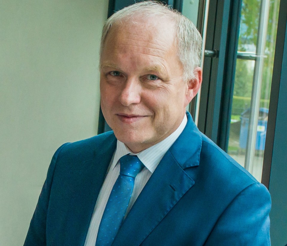 Janusz Szymura przekazuje stery w firmie  Rekord SI