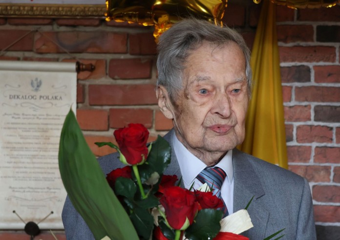 Józef Adamek wkroczył w drugie stulecie